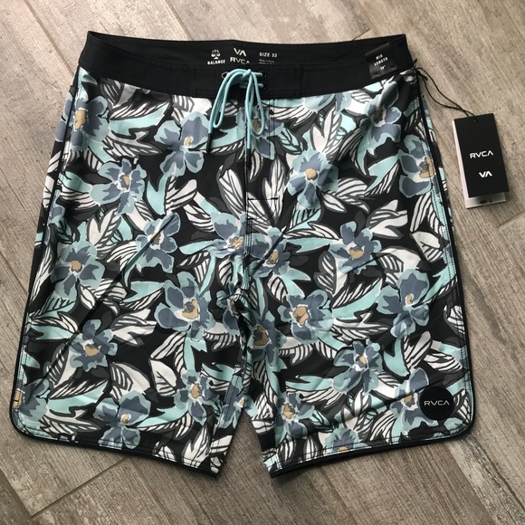 RVCA Other - 🔥🔥RVCA - BOARDSHORTS🔥🔥
